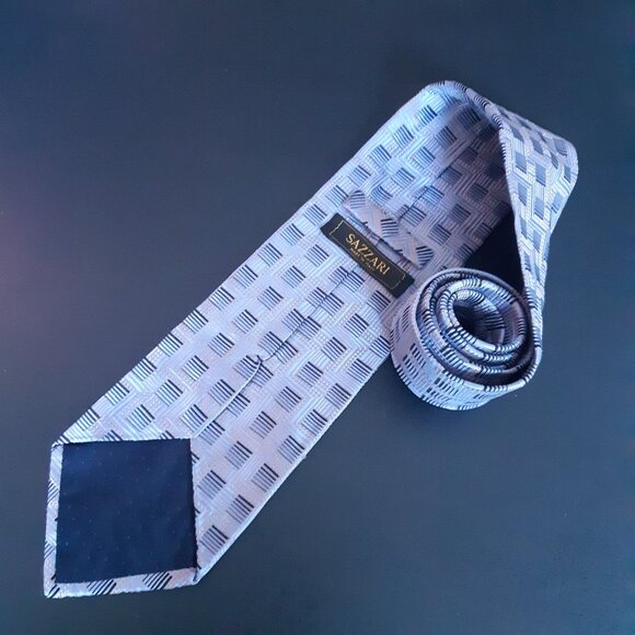 Sazzari Pastel Blue w/ Navy Line Squares Repeating Pattern 100% Silk Tie - Picture 3 of 11